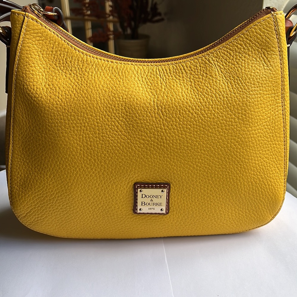 Dooney & Bourke Small Kiley Hobo
Pebble Grain Leather